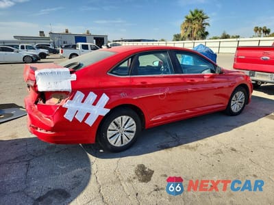 Trzecie zdjęcie samochodu z tyłu: 2019 VOLKSWAGEN JETTA S VIN:3VWC57BU1KM186636 - miniatura
