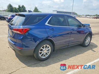 Trzecie zdjęcie samochodu z tyłu: 2022 CHEVROLET EQUINOX LT VIN:3GNAXKEV9NL160086 - miniatura