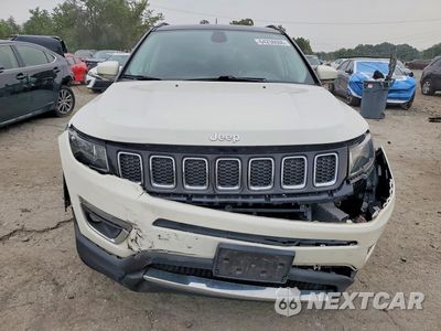 Piąte zdjęcie samochodu w środku: 2018 JEEP COMPASS LIMITED VIN:3C4NJDCB8JT419225 - miniatura