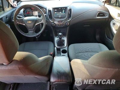 Zdjęcie 8 z 13 samochodu: 2018 CHEVROLET CRUZE LT VIN:1G1BD5SM1J7166880 - miniatura