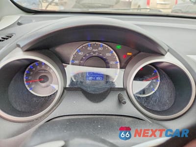 Zdjęcie 9 z 12 samochodu: 2009 HONDA FIT SPORT VIN:JHMGE88689C006114 - miniatura