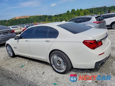 Drugie zdjęcie samochodu z przodu: 2015 BMW 750 I VIN:WBAYA8C57FD825375 - miniatura