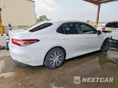 Trzecie zdjęcie samochodu z tyłu: 2019 TOYOTA CAMRY LE VIN:4T1B31HK1KU508772 - miniatura