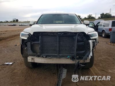Piąte zdjęcie samochodu w środku: 2024 TOYOTA TUNDRA SR5 VIN:5TFLA5DB0RX187649 - miniatura
