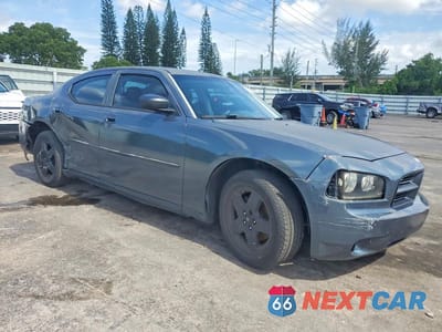 Czwarte zdjęcie samochodu z boku: 2007 DODGE CHARGER SE VIN:2B3KA43R87H797001 - miniatura