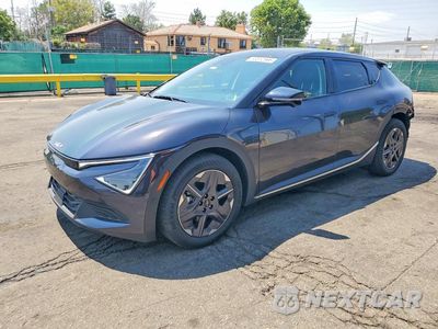 2025 KIA EV6 LIGHT LONG RANGE 5XYC3DJCXSG011038 - główne zdjęcie licytacji z USA - miniatura