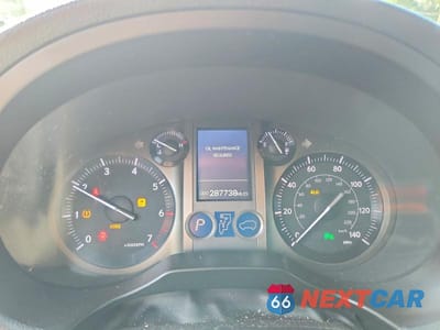 Zdjęcie 9 z 13 samochodu: 2012 LEXUS GX 460 VIN:JTJBM7FX6C5049685 - miniatura