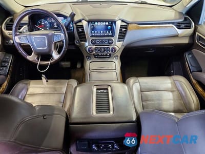 Zdjęcie 8 z 13 samochodu: 2017 GMC YUKON XL DENALI VIN:1GKS2HKJ6HR347092 - miniatura