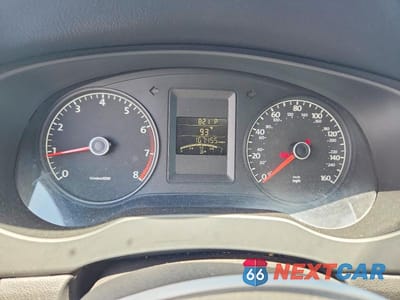 Zdjęcie 9 z 12 samochodu: 2014 VOLKSWAGEN JETTA BASE VIN:3VW2K7AJ7EM372312 - miniatura