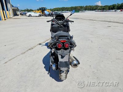 Czwarte zdjęcie samochodu z boku: 2009 PIAGGIO MP3 500 VIN:ZAPM610X495001122 - miniatura