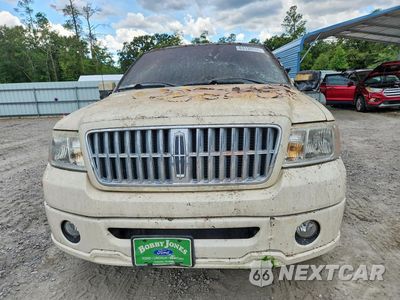 Piąte zdjęcie samochodu w środku: 2008 LINCOLN MARK LT VIN:5LTPW16548FJ05989 - miniatura