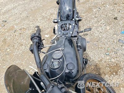 Piąte zdjęcie samochodu w środku: 2017 HARLEY-DAVIDSON FXDLS VIN:1HD1GS818HC310723 - miniatura