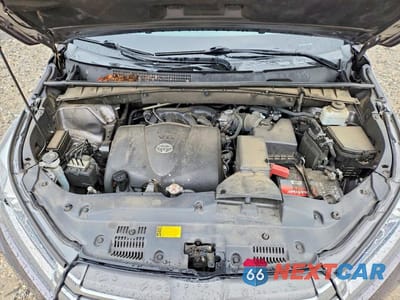 Zdjęcie 11 z 12 samochodu: 2019 TOYOTA HIGHLANDER LIMITED PLATINUM VIN:5TDYZRFH5KS333756 - miniatura