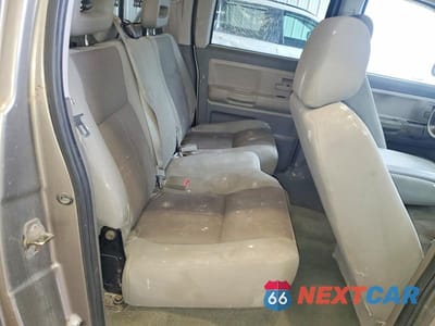 Zdjęcie 10 z 11 samochodu: 2006 DODGE DAKOTA QUAD SLT VIN:1D7HW48NX6S716058 - miniatura