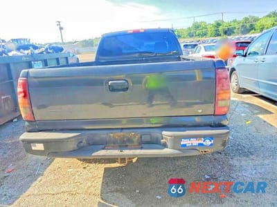Zdjęcie 6 z 12 samochodu: 2003 GMC NEW SIERRA C1500 VIN:1GTEC14XX3Z130569 - miniatura