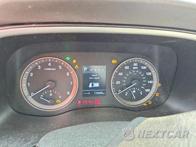 Zdjęcie 9 z 14 samochodu: 2020 HYUNDAI TUCSON SE VIN:KM8J2CA44LU133791 - miniatura