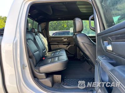 Piąte zdjęcie samochodu w środku: 2021 RAM 1500 REBEL VIN:1C6SRFLT2MN763337 - miniatura