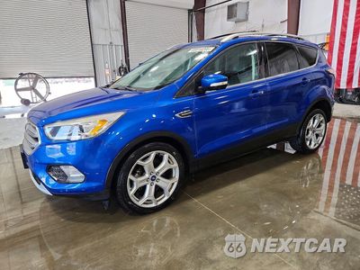 2017 FORD ESCAPE TITANIUM 1FMCU0JD0HUE54364 - główne zdjęcie licytacji z USA - miniatura
