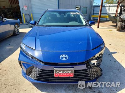 Piąte zdjęcie samochodu w środku: 2026 TOYOTA CAMRY LE VIN:4T1DAACK2TU242640 - miniatura