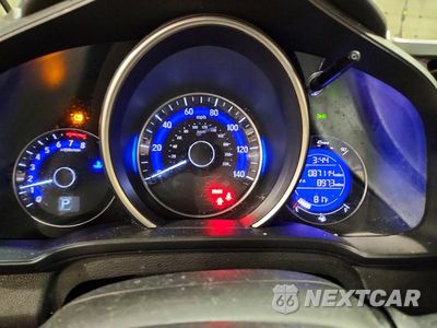 Zdjęcie 9 z 13 samochodu: 2018 HONDA FIT SPORT VIN:3HGGK5H65JM722644 - miniatura