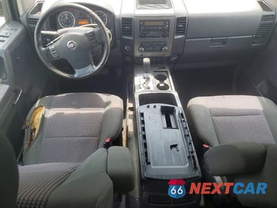 Zdjęcie 8 z 12 samochodu: 2010 NISSAN TITAN SE VIN:1N6AA0EC2AN314125 - miniatura