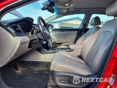 Zdjęcie 7 z 12 samochodu: 2019 HYUNDAI SONATA LIMITED VIN:5NPE34AF0KH813321 - miniatura