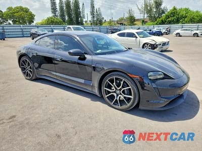 Czwarte zdjęcie samochodu z boku: 2022 PORSCHE TAYCAN VIN:WP0AA2Y15NSA15747 - miniatura