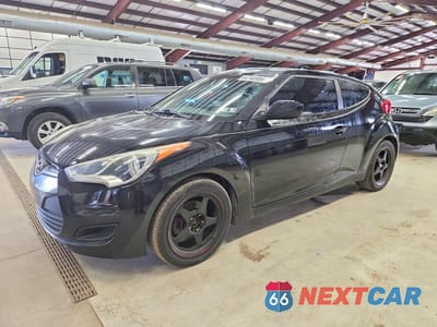 2013 HYUNDAI VELOSTER BASE KMHTC6AD9DU162339 - główne zdjęcie licytacji z USA - miniatura