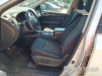 Zdjęcie 7 z 14 samochodu: 2019 NISSAN PATHFINDER SV VIN:5N1DR2MM6KC601488 - miniatura