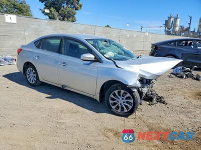 Czwarte zdjęcie samochodu z boku: 2018 NISSAN SENTRA SV VIN:3N1AB7AP1JY344367 - miniatura