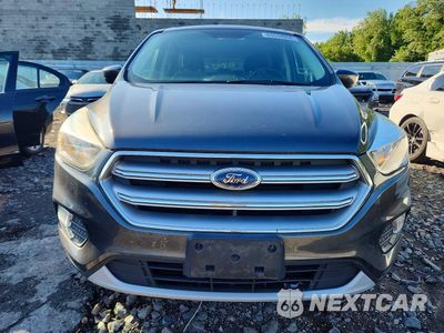 Piąte zdjęcie samochodu w środku: 2017 FORD ESCAPE SE VIN:1FMCU9GD0HUB47949 - miniatura