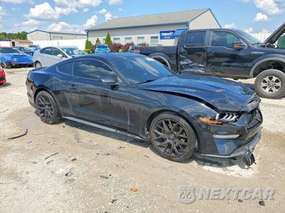 Czwarte zdjęcie samochodu z boku: 2018 FORD MUSTANG VIN:1FA6P8TH4J5162441 - miniatura