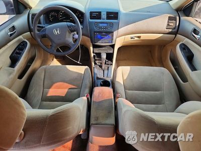 Zdjęcie 8 z 12 samochodu: 2007 HONDA ACCORD SE VIN:1HGCM56387A201442 - miniatura