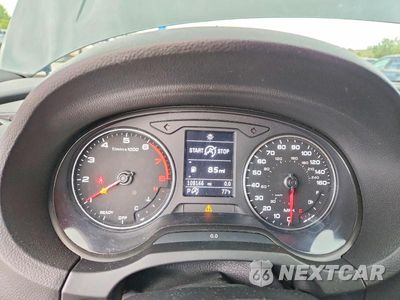 Zdjęcie 9 z 12 samochodu: 2018 AUDI A3 PREMIUM PLUS VIN:WAUGUGFF2J1002011 - miniatura