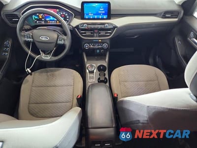 Zdjęcie 8 z 14 samochodu: 2021 FORD ESCAPE SE VIN:1FMCU0BZ8MUB31698 - miniatura