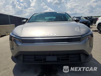 Piąte zdjęcie samochodu w środku: 2025 KIA K4 LXS VIN:3KPFT4DEXSE188518 - miniatura