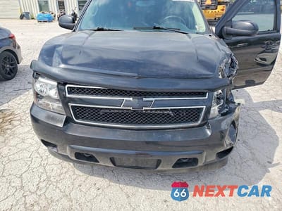 Zdjęcie 12 z 13 samochodu: 2011 CHEVROLET SUBURBAN K1500 LS VIN:1GNSKHE32BR123227 - miniatura