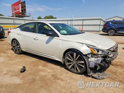Czwarte zdjęcie samochodu z boku: 2020 NISSAN ALTIMA SR VIN:1N4AL4CVXLC115255 - miniatura