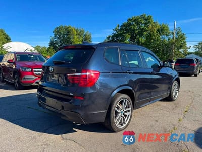 Czwarte zdjęcie samochodu z boku: 2017 BMW X3 XDRIVE28I VIN:5UXWX9C37H0W79730 - miniatura