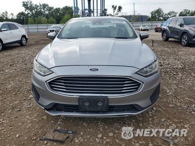 Piąte zdjęcie samochodu w środku: 2020 FORD FUSION SE VIN:3FA6P0HD7LR105903 - miniatura