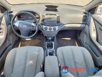 Zdjęcie 8 z 12 samochodu: 2010 HYUNDAI ELANTRA BLUE VIN:KMHDU4AD0AU831552 - miniatura