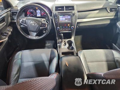Zdjęcie 8 z 12 samochodu: 2017 TOYOTA CAMRY SE VIN:4T1BF1FK4HU393023 - miniatura