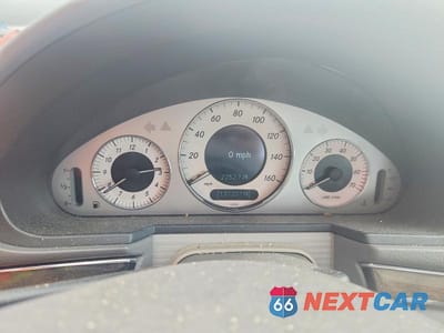 Zdjęcie 9 z 12 samochodu: 2004 MERCEDES-BENZ E 320 VIN:WDBUF65J84A436629 - miniatura