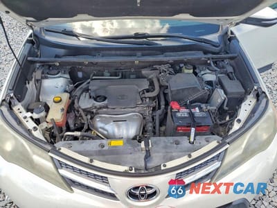Zdjęcie 11 z 13 samochodu: 2015 TOYOTA RAV4 LIMITED VIN:2T3YFREV7FW220279 - miniatura
