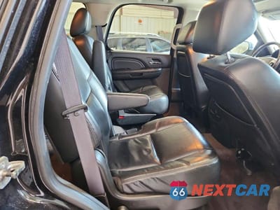Zdjęcie 11 z 13 samochodu: 2011 GMC YUKON DENALI VIN:1GKS2EEFXBR247087 - miniatura
