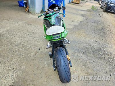 Czwarte zdjęcie samochodu z boku: 2004 KAWASAKI NINJA ZX 6RR VIN:JKAZX4M1X4A000272 - miniatura