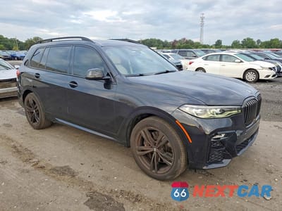 Czwarte zdjęcie samochodu z boku: 2022 BMW X7 XDRIVE40I VIN:5UXCW2C08N9K23312 - miniatura