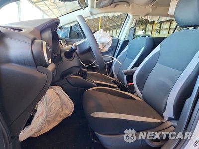 Zdjęcie 7 z 12 samochodu: 2025 NISSAN VERSA S VIN:3N1CN8DV9SL813025 - miniatura