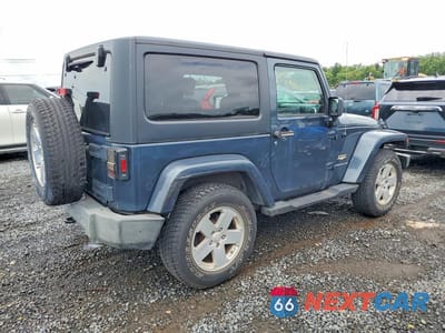 Trzecie zdjęcie samochodu z tyłu: 2008 JEEP WRANGLER SAHARA VIN:1J4FA54158L567140 - miniatura