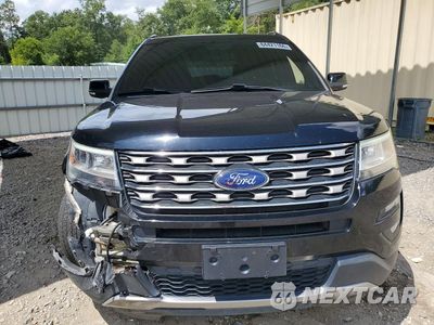 Piąte zdjęcie samochodu w środku: 2017 FORD EXPLORER XLT VIN:1FM5K7D83HGC44670 - miniatura